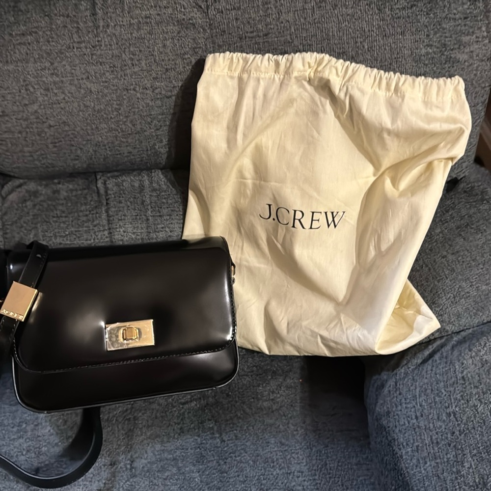 Black JEdie crossbody
